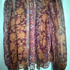 AVARA Floral Sheer Women's Top - LARGE - new condition